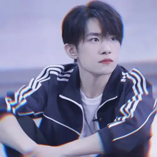 头像聊天背景易烊千玺ins潮图1评论19更多所有评论