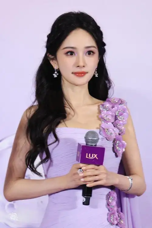 杨幂##杨幂绿苑十八岁成人礼