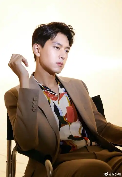 李现人生若如初见