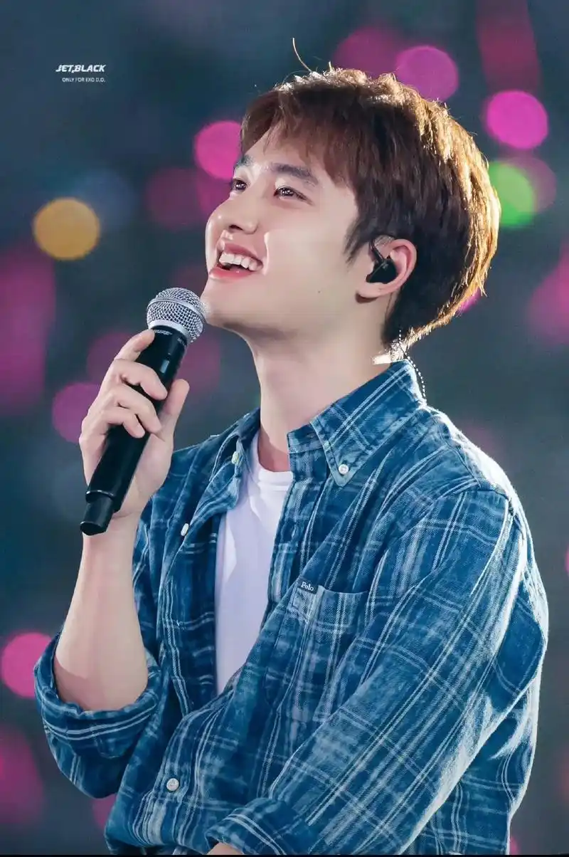 都暻秀 #d.o. #纯情男高 #男友风 #分享照片 - 抖音