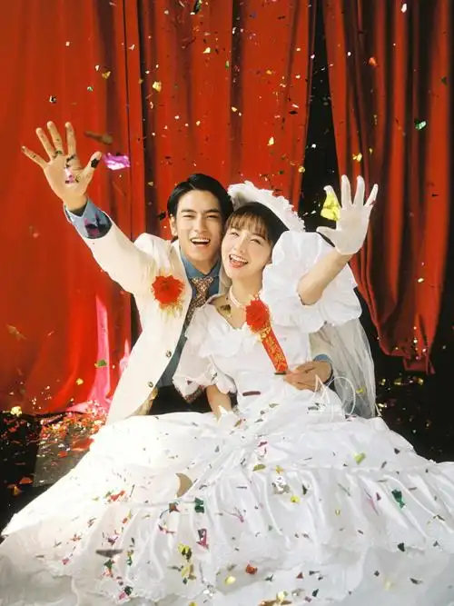 80年代氛围感复古婚纱经典复古婚纱照