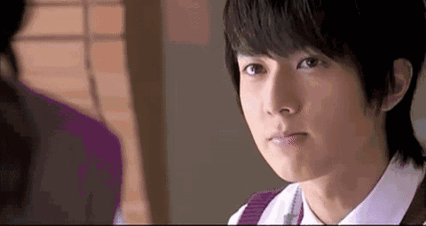 待人接物都非常随和为人低调谦和但他却没有放纵自己吴尊完全有底气