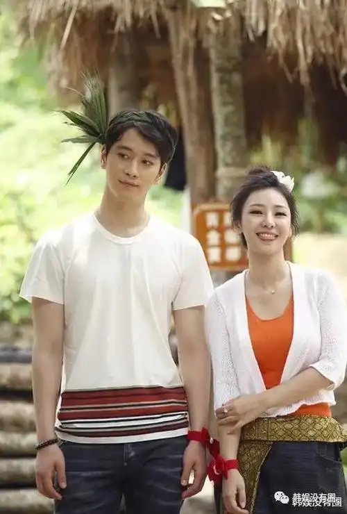 2pm黄灿盛将结婚,准新娘已怀孕,大他8岁