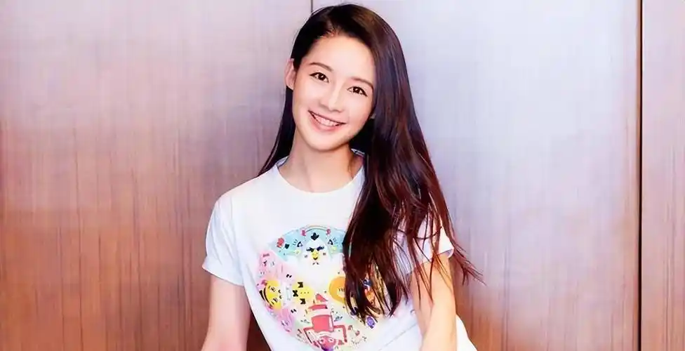 妈妈照片曝光后,黑粉沉默了,遗传的鼻子太美了_效果_母亲_明星