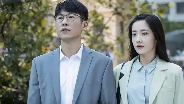 原创暴风眼大结局苗露被程雷绑架威胁她姐戏里戏外苗霏最惨