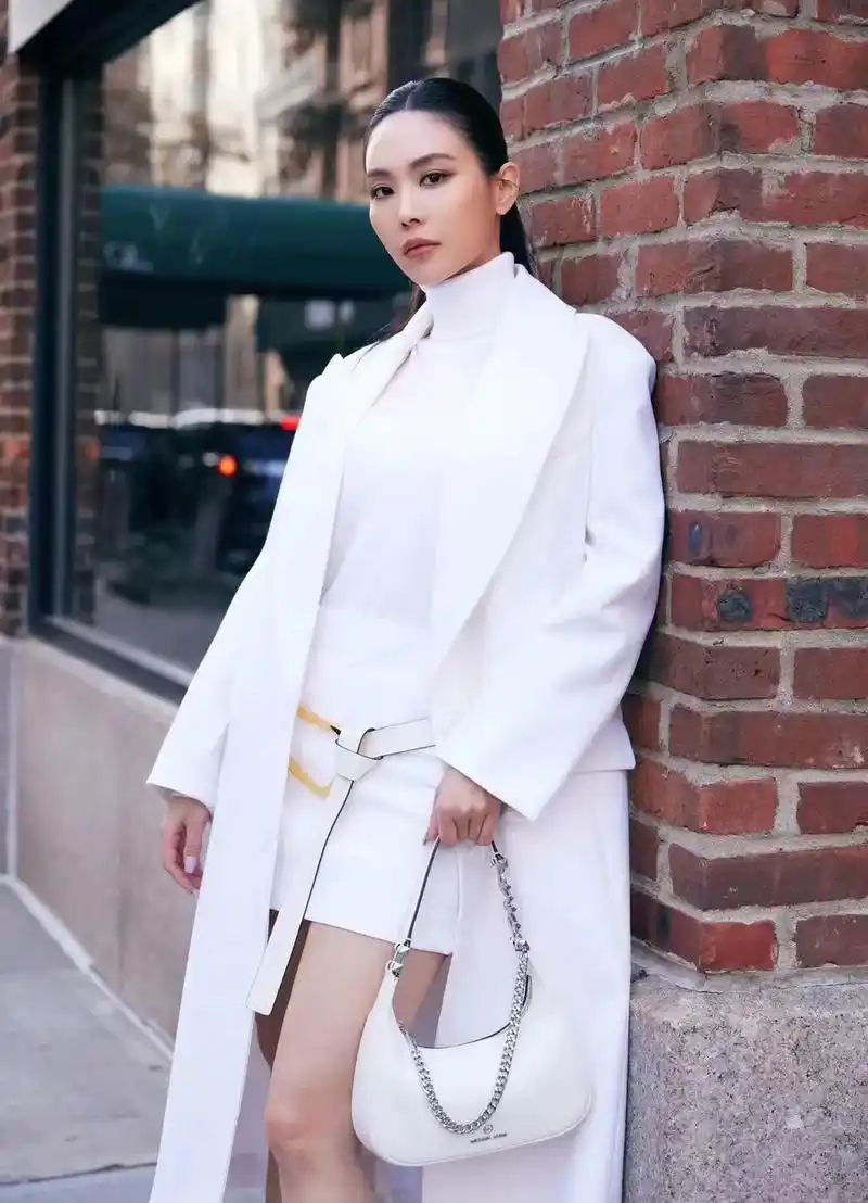 mk|王霏霏.#michaelkorscollection  - 抖音