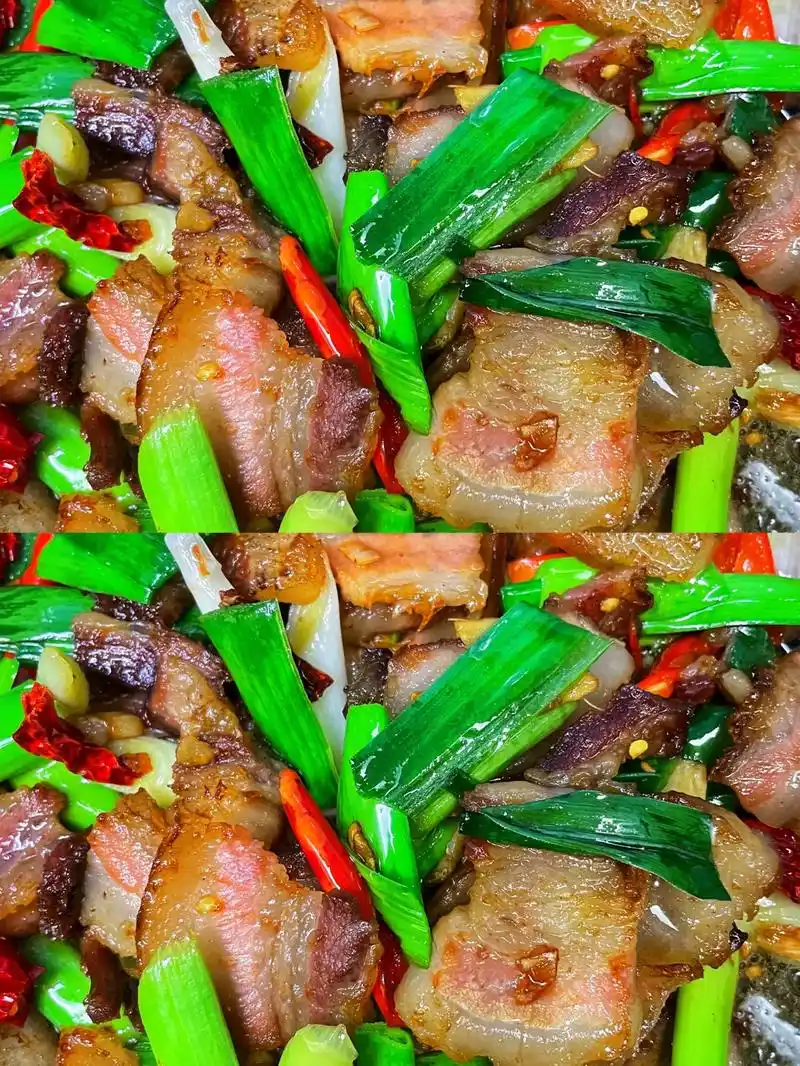 #家常菜#腊肉#乡村味道 蒜苗炒腊肉,肥瘦相间,香而不腻,# - 抖音