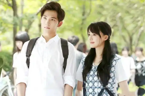 看完日版微微一笑很倾城预告我看了一遍郑爽杨洋版压压惊