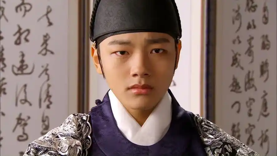 金秀贤《拥抱太阳的月亮》韩语 2-08