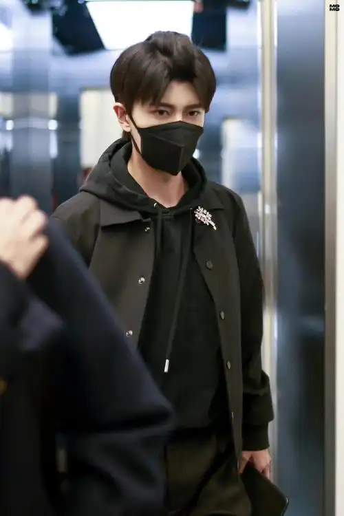 机场饭拍】‖杭州7615广州出发饭拍图‖74嘉禾碎片_任嘉伦