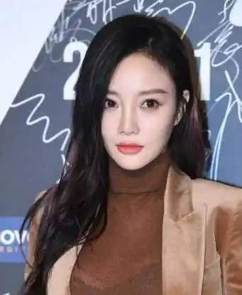 30岁坐拥亿万身家,做顿饭3个保姆伺候,李小璐才是人生赢家_贾乃亮