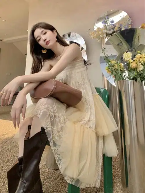 78纯欲女友风温柔奶油系网纱抹胸裙
