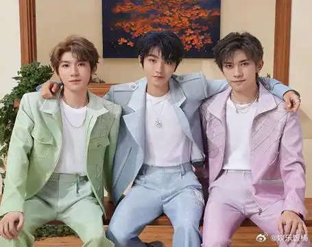 王源表情包是tfboys应援色