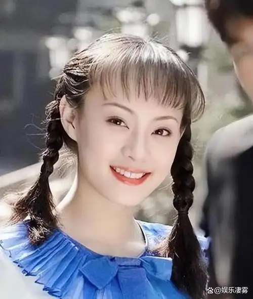 孙俪突然变好看眼睛不凸也不发腮了下巴的痣引热议被指整容