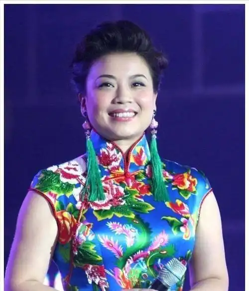 歌唱家张也虽不结婚但不代表没伴侣女人一生不是只有婚姻