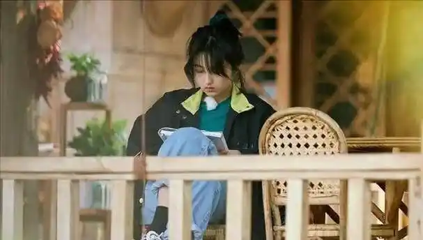 原创《向往6》海南站,张子枫不受恋爱影响和张艺兴,彭昱畅热聊_节目