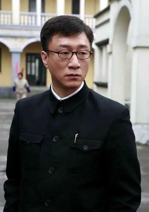 孙红雷(中国内地男演员)_尚可名片