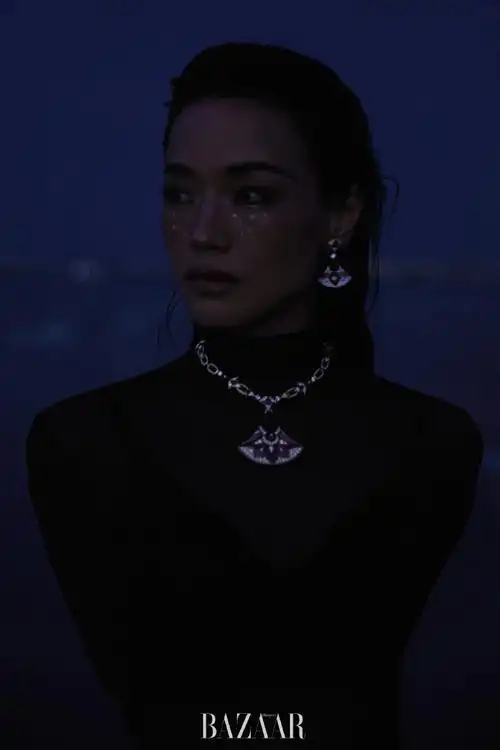 容祖儿拍大片的时候真的很舒淇