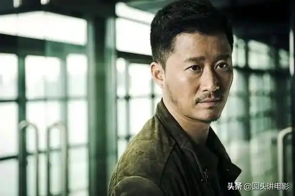 95亿元,在中国大陆男演员主演电影总票房排行榜上位列第二.