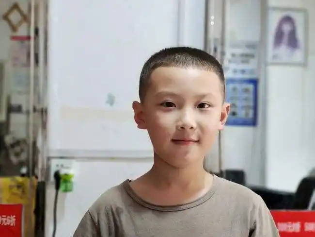 又帅又有型,剪完真精神2020最帅小男孩发型小男孩发型小男孩夏天发型