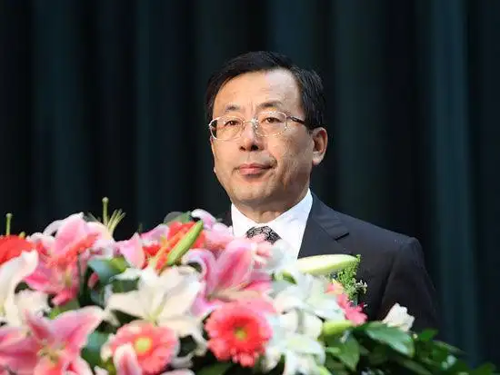 图文:大连市市长李万才