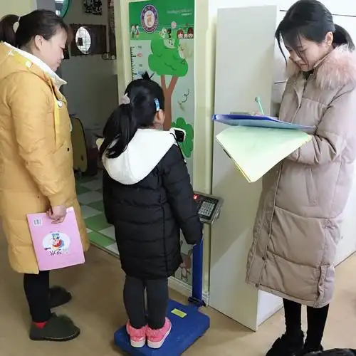 大二班期末身高体重测量