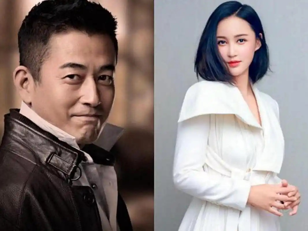 那年,王志飞爱上了小16岁的张歆艺,于是绝情地向妻子提出离婚.