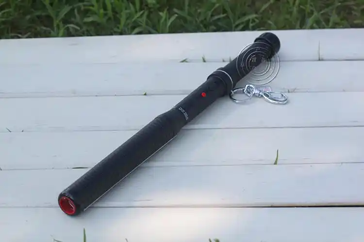 电棒远射手电 电警棍充电筒电器 防狼居家防护多功能手电 加长电棍 电