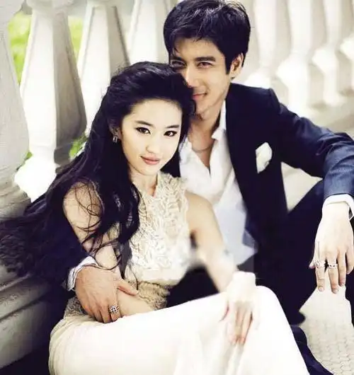 刘亦菲王力宏:两人在《恋爱通告》中合作过,俩人的婚纱照很配有木有