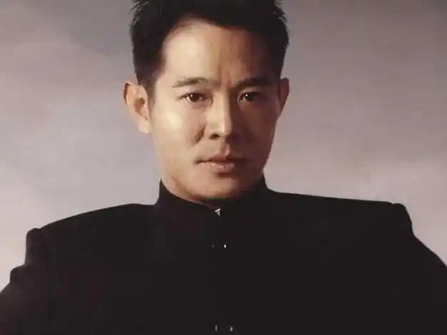 只是大家希望,李连杰到这个年纪,不要再做损伤自己口碑的事情了.