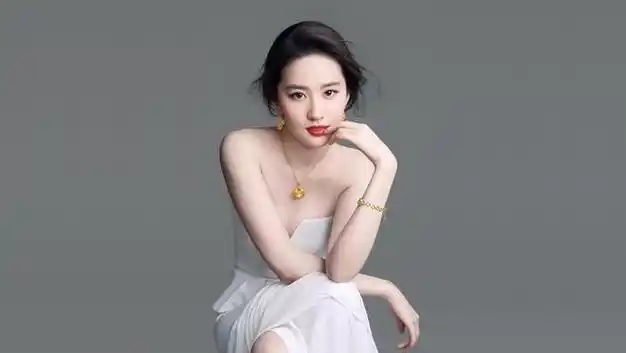 2024328娱乐爆料李现肖战刘亦菲谭松韵张颂文白鹿