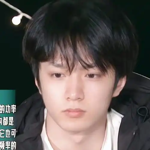 区别就是长了喉结而已啊  #刘耀文小时候和现在长得一样