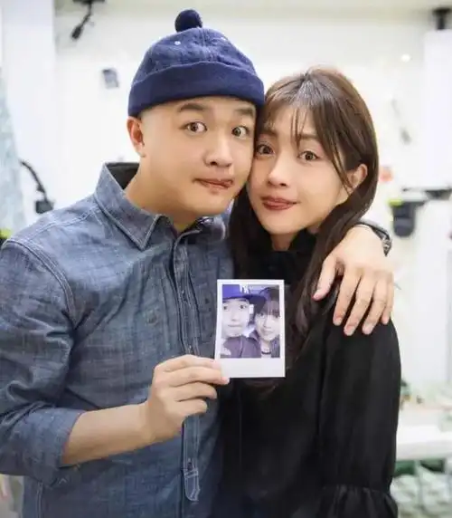 但演技属实令人敬佩,尤其是在同龄男演员中,论专业素质,能够跟包贝尔