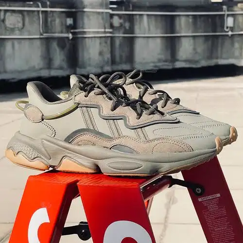 易烊千玺同款ozweego黑武士老爹鞋男女士复古运动跑步鞋