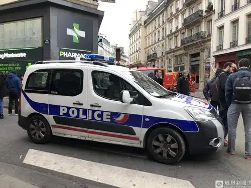 凤凰独家直击|法国巴黎爆炸伤亡严重 2名消防员牺牲