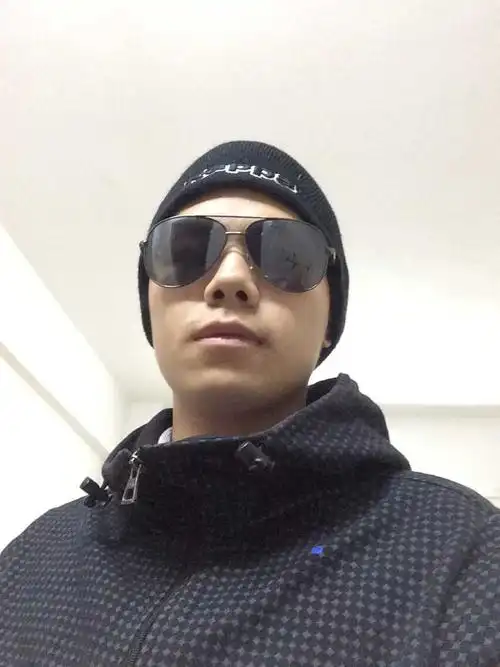 【帅男秀场】 小李子 28岁 天蝎座 个体