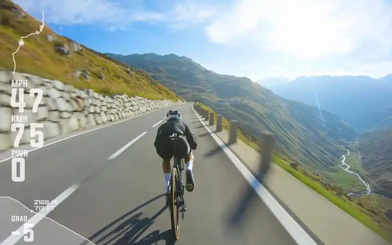 【4k】最美的运动 高速骑行在瑞士山路 | 作者:safa brian | 机翻字幕