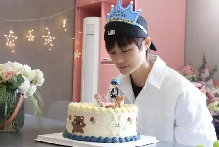 李宇春生日刚过完,就有了新的大动作?