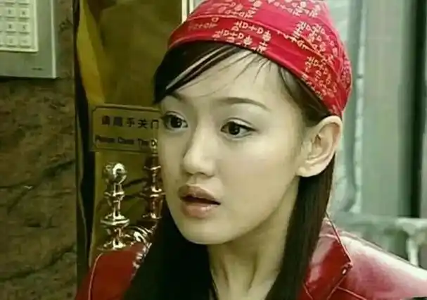 同一张脸演粉红女郎22年后又演神隐没认出45岁的她