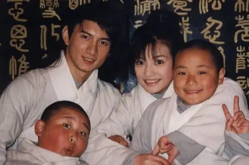 20年前,吴奇隆给了赵薇「最帅的自己」,当时刘诗诗才12岁!