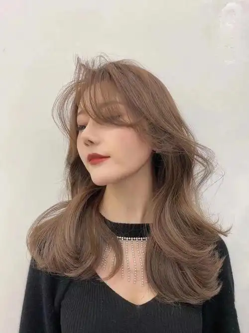 奶茶棕发色推荐