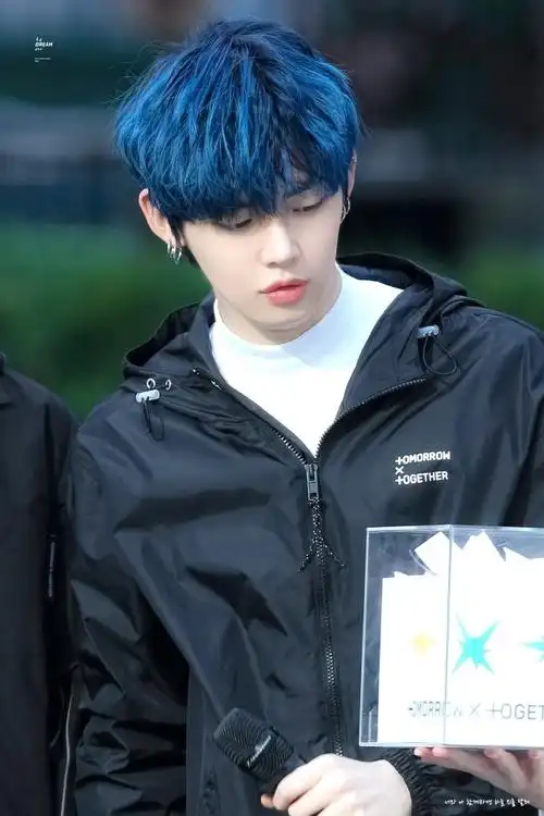 崔然竣蓝发##崔然竣的旧梦收藏馆