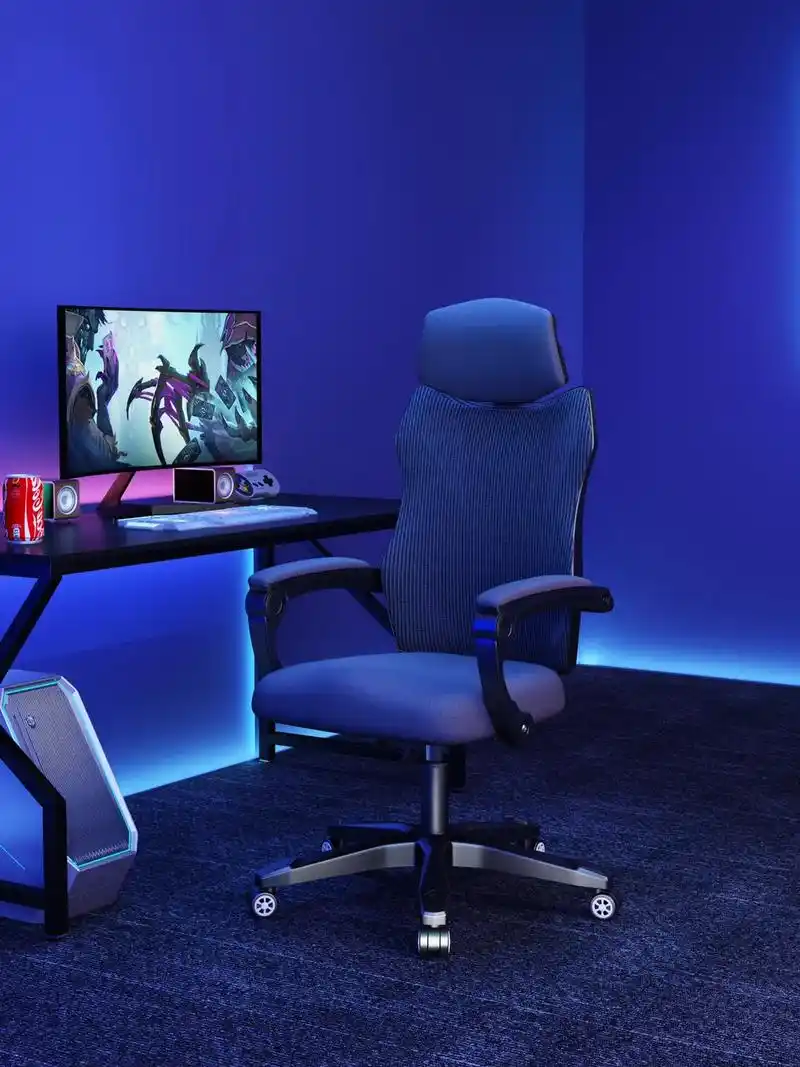 科技感满满的电竞椅风格3d效果图案例分享,这样高颜值的产品当 - 抖音