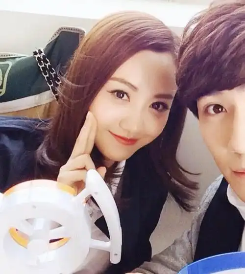 杨蓉连续十年给朱一龙庆生