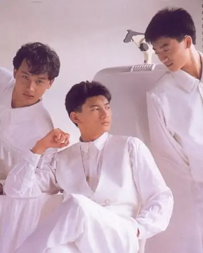 乐海拾贝之音乐人物,小虎队