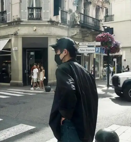 易烊千玺 氛围感头像