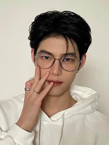 男生大背头黑色假发全头套式韩版帅气直短发发型男士整顶自然蓬松