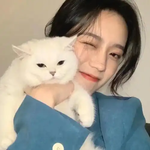 抖音女生头像可爱甜美 被窝是上帝在人间开的分店