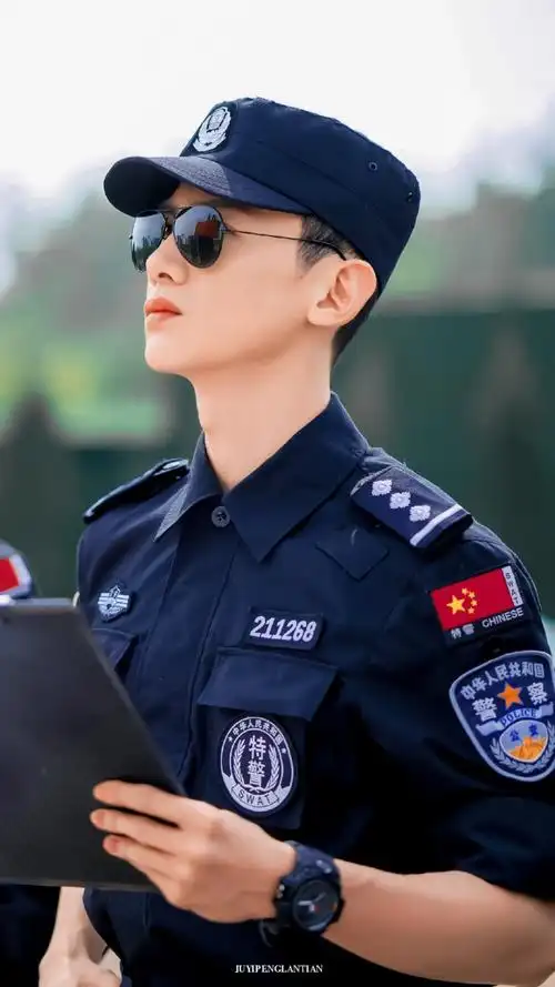 白敬亭74邢克垒