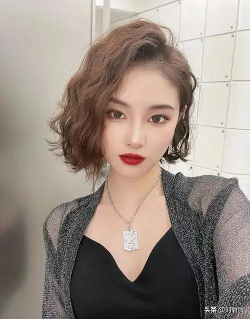 柔顺加内扣多少钱发型别乱剪